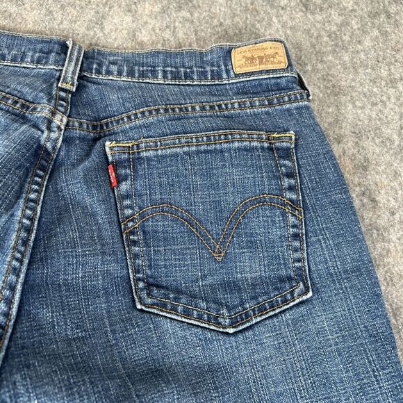 Levis 505 Straight Leg Jeans Womens 12M Blue Denim Mid Rise Zip Fly 5-Pockets - Picture 15 of 16